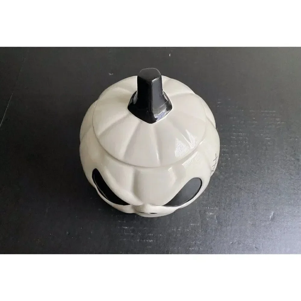 Disney The Nightmare Before‎ Christmas Jack Skellington White Pumpkin Cookie Jar